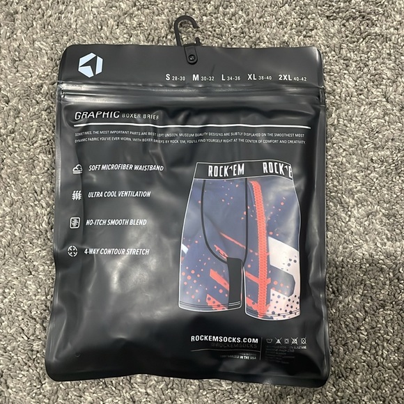 Chicago Bears Men’s boxer briefs new in package - Picture 2 of 4